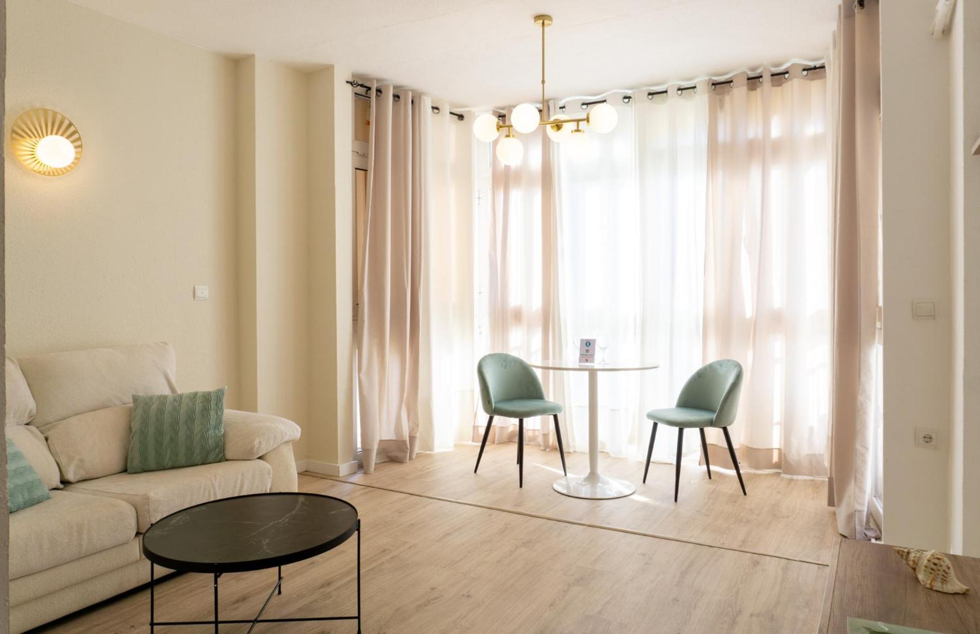 Apartamento Picasso 토레몰리노스 외부 사진